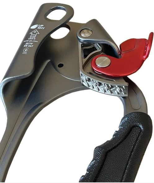 Зажим Жумар GRIP R (правий) Зажим Жумар GRIP R (правий)